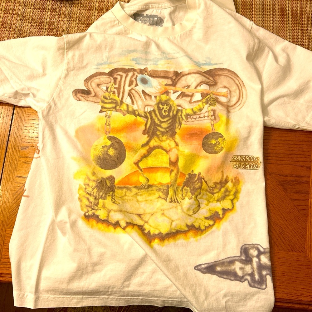 TRAVIS SCOTT UTOPIA SHIRT BRAND NEW (EUROPE EXCLUSIVE)